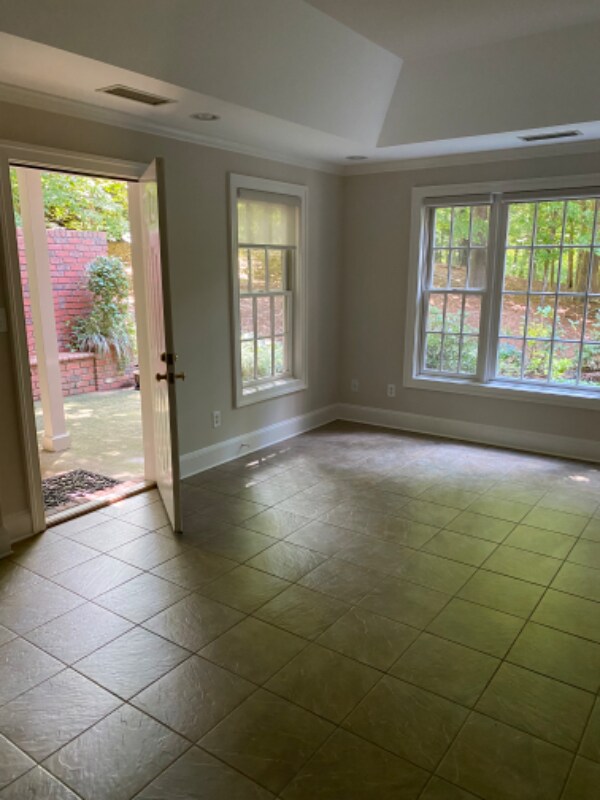 Building Photo - 125a Wild Iris Ln