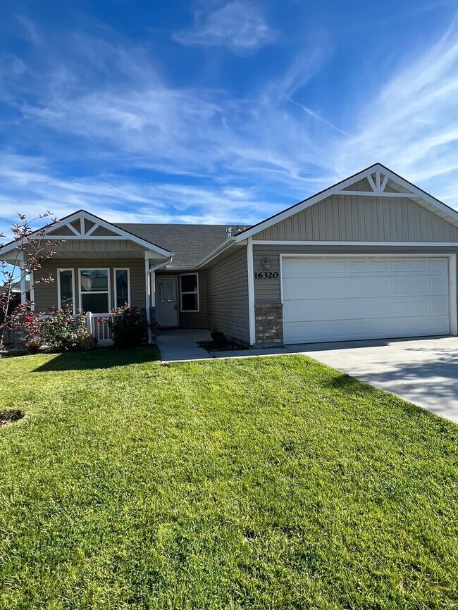 Building Photo - 3 Bed 2 Bath Home in Caldwell!