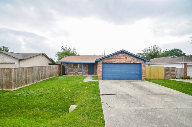 Building Photo - 1114 Greencroft St