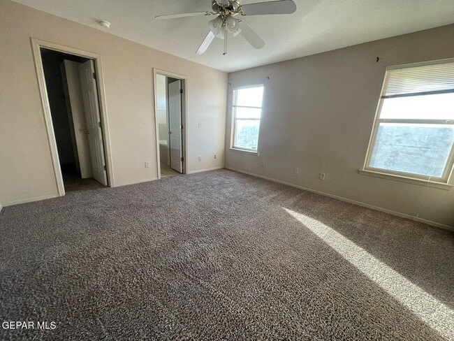 Building Photo - 3952 Tierra Venado Dr