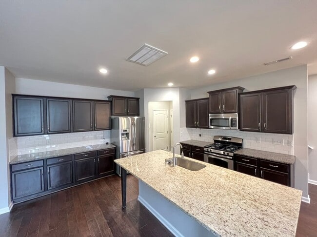 Foto del edificio - Gorgeous 3 bedroom home near Brier Creek and RTP!