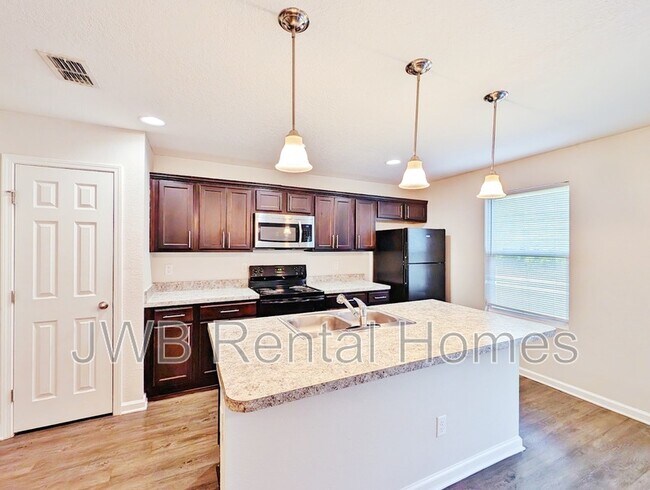 Foto del edificio - 4587 Shelby Ave