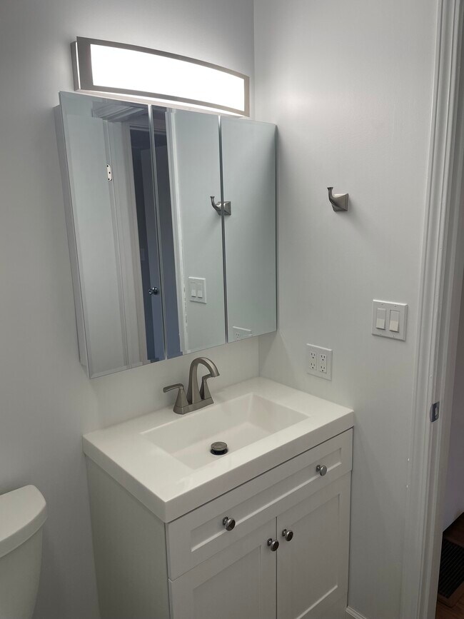 Bathroom - 120 Mountain Rd