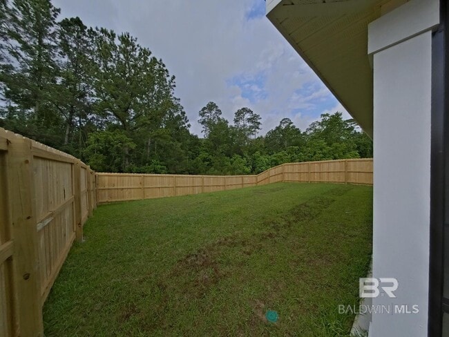 Foto del edificio - 8808 Summer Bay Ln