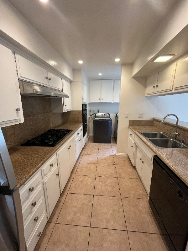 Foto principal - 515 W Duarte Rd