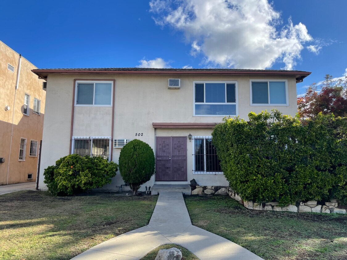 502 Serrano Ave Exterior - 502 N Serrano Ave