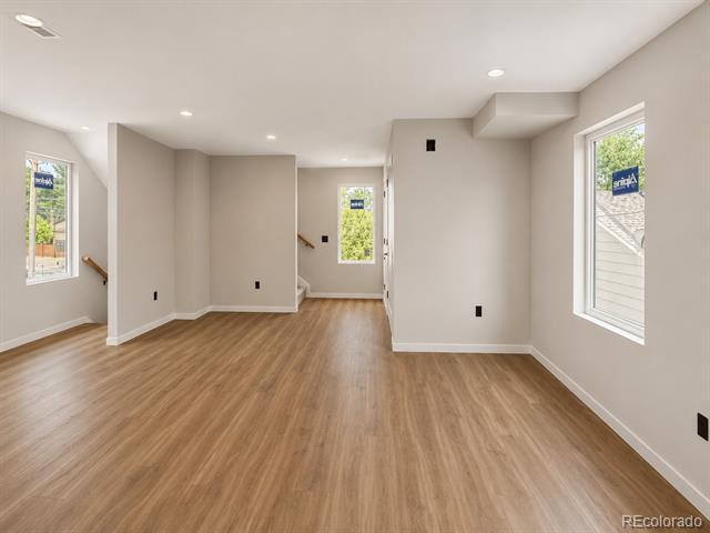 Foto del edificio - 1578 Kendall St