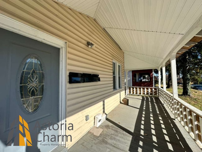 Building Photo - 3004 Clifton Ave