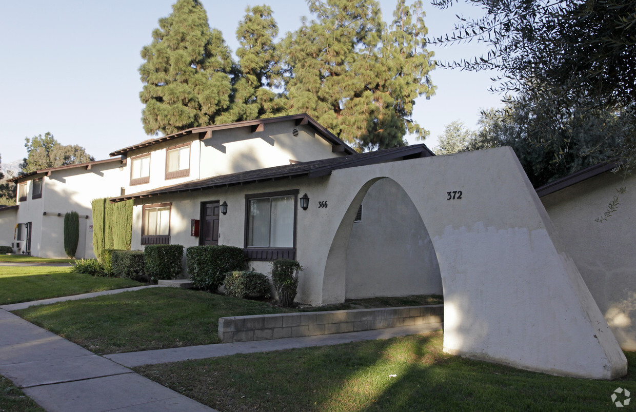 Foto principal - 366-372 Stillman Ave
