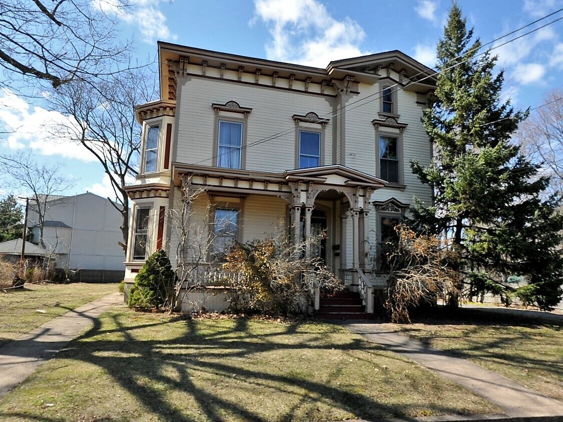 88 Harrison St Unit 1, New Haven, CT 06515 Apartments in New Haven