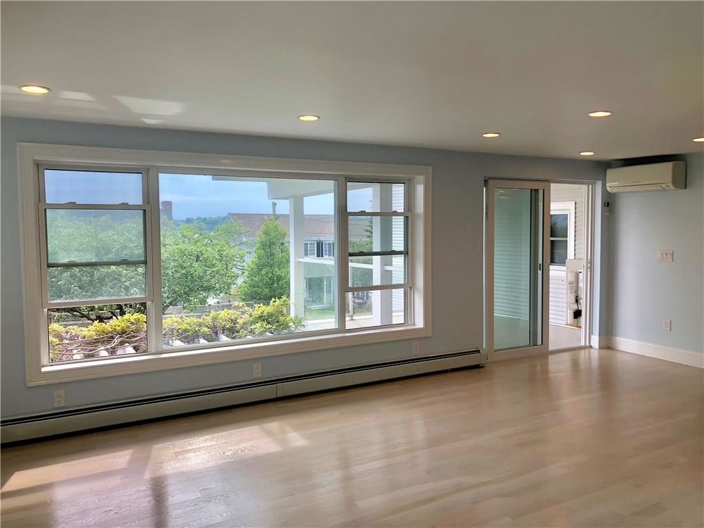 Foto principal - 249 Tuckerman Ave