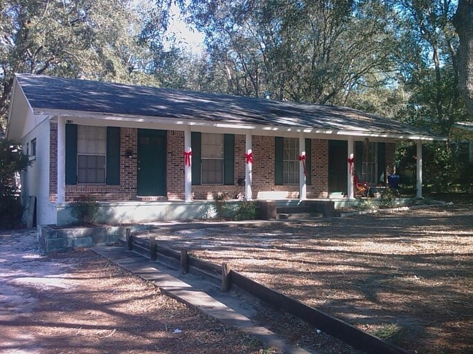 Building Photo 2 - The Cove