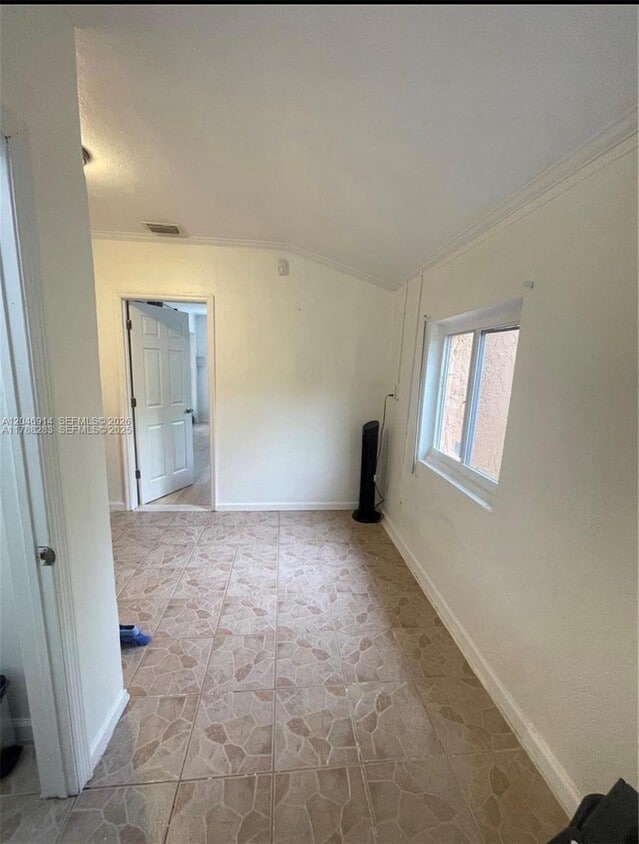 Photo - 1211 NE 130th St (North Miami, FL)
