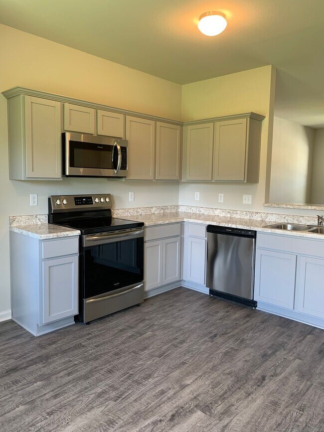 Foto del edificio - New 3bed/2bath Home in Brody Reed Subdivision