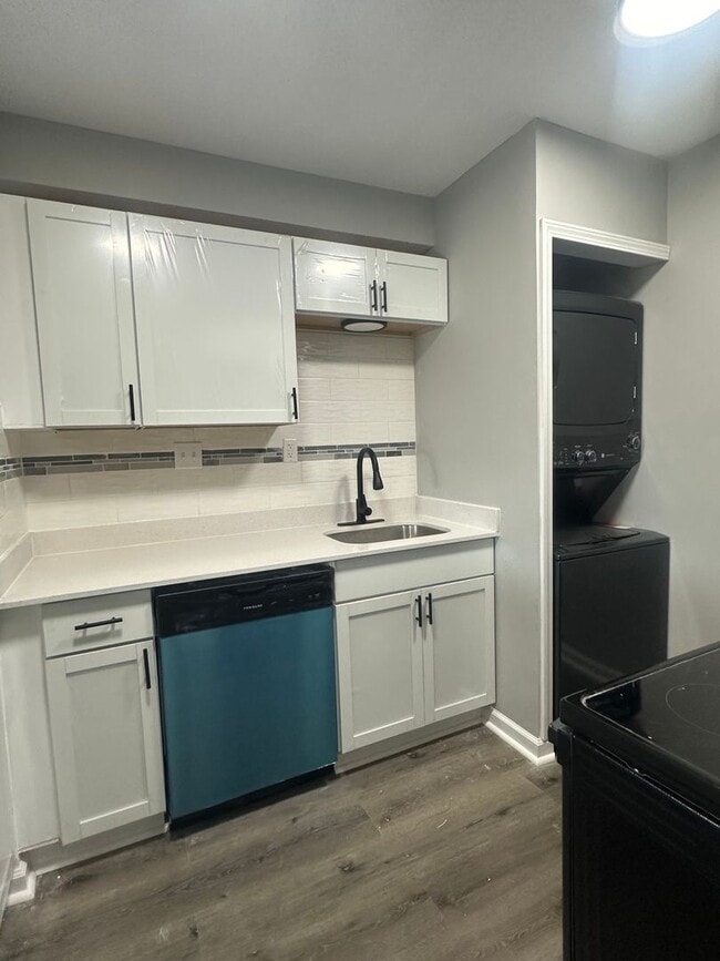 Building Photo - Discover Your Perfect Home at Bellagio Nor...
