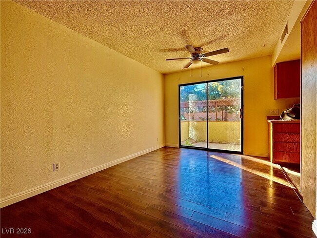 Building Photo - 191 Bel Port Dr