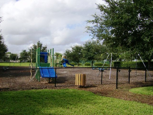 Foto del edificio - Weston Hills Gated Pool Community