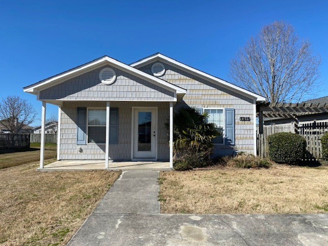 Foto principal - Home in Jacobs Ridge