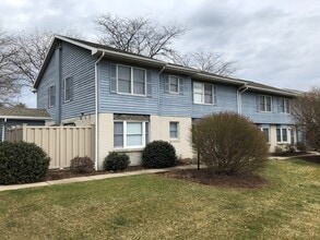 Building Photo - 935 W Whitehall Rd