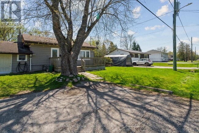 Building Photo - 351 Winnifred Dr
