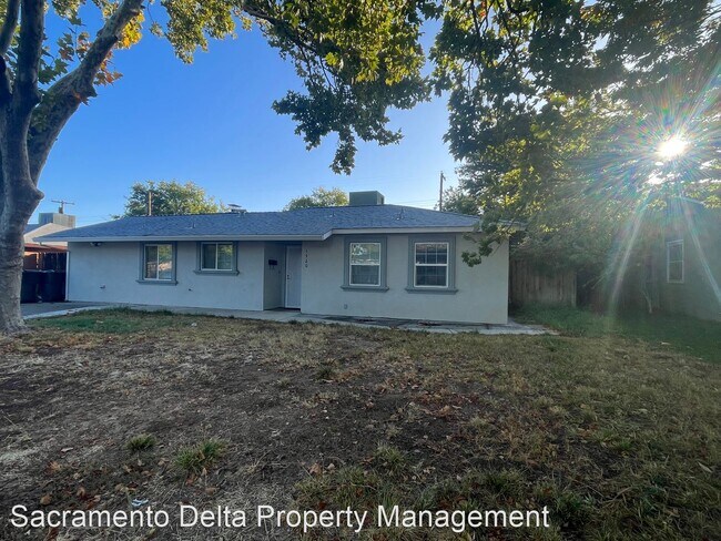 Foto del edificio - 3 br, 1 bath House - 1320 Rushden Drive