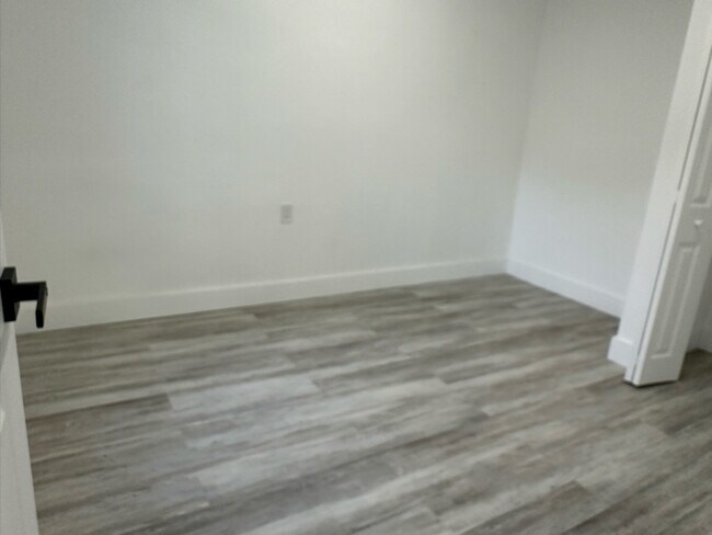 Foto del edificio - 901 NW 46th St