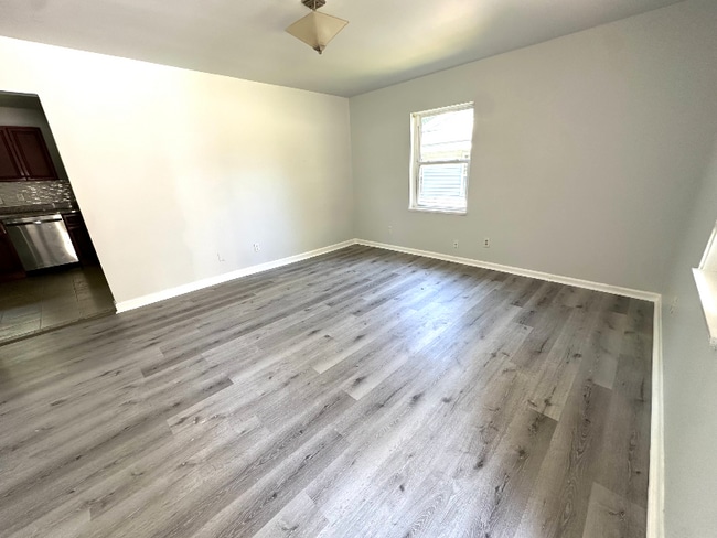 Building Photo - 620 Grantland Dr