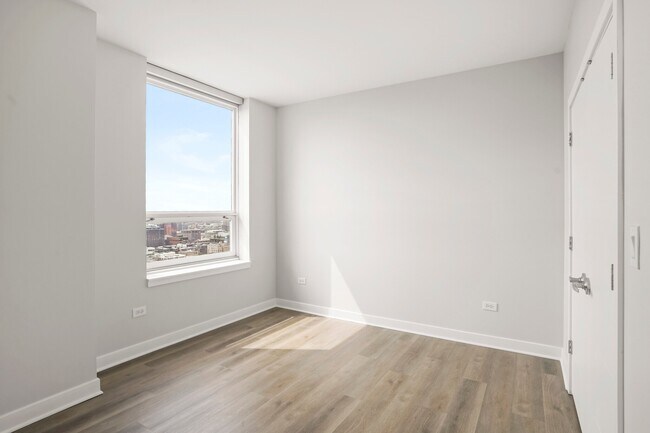 Foto del edificio - 213 S Halsted St