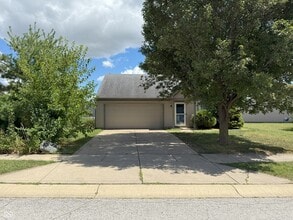 Building Photo - 2069 Fullwood Dr