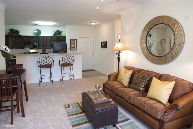 Foto del edificio - 2236 Wisteria Ln
