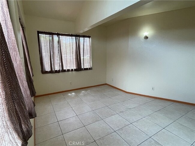 Foto del edificio - 1349 Walnut Ave