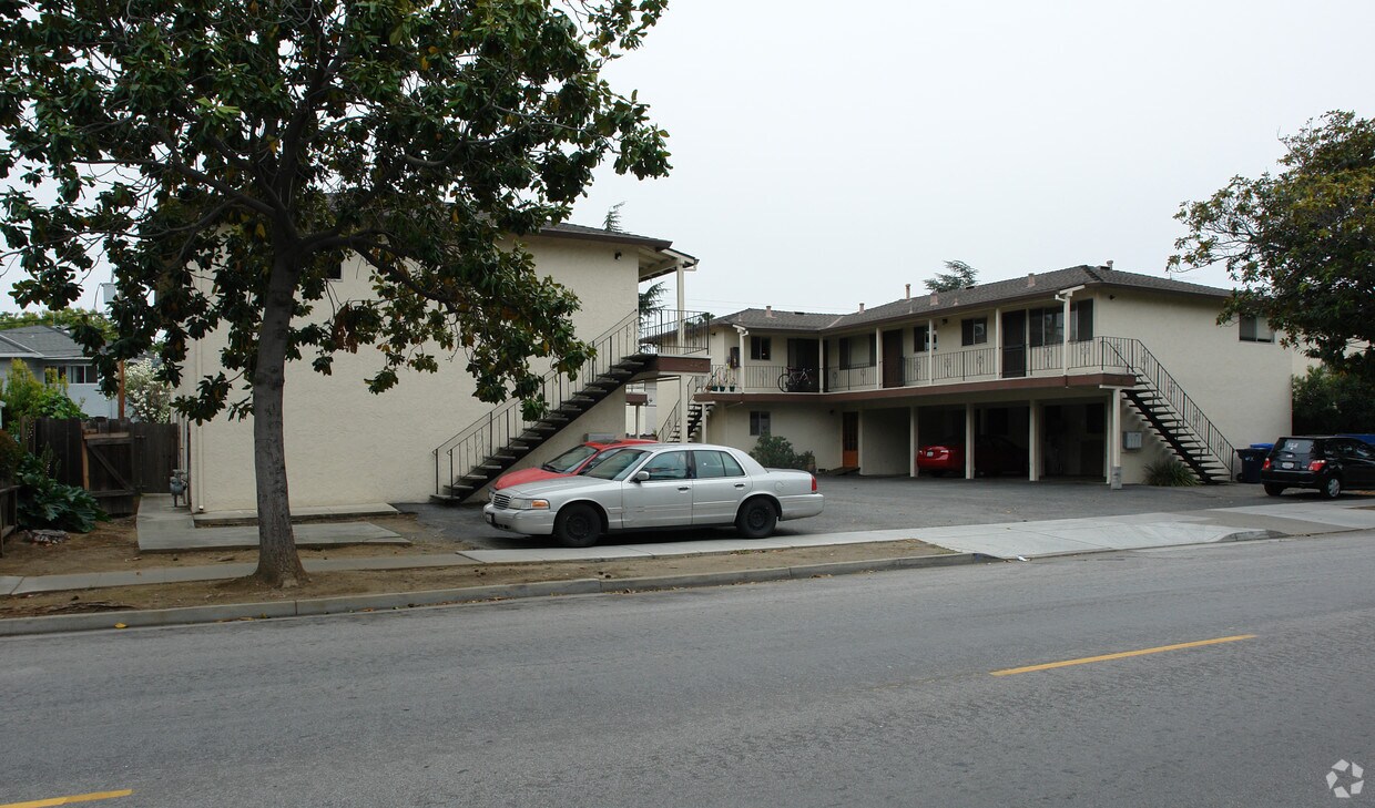 Building Photo - 446 S Bernardo Ave