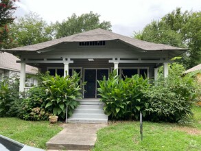 Building Photo - 1053 Fleece Pl