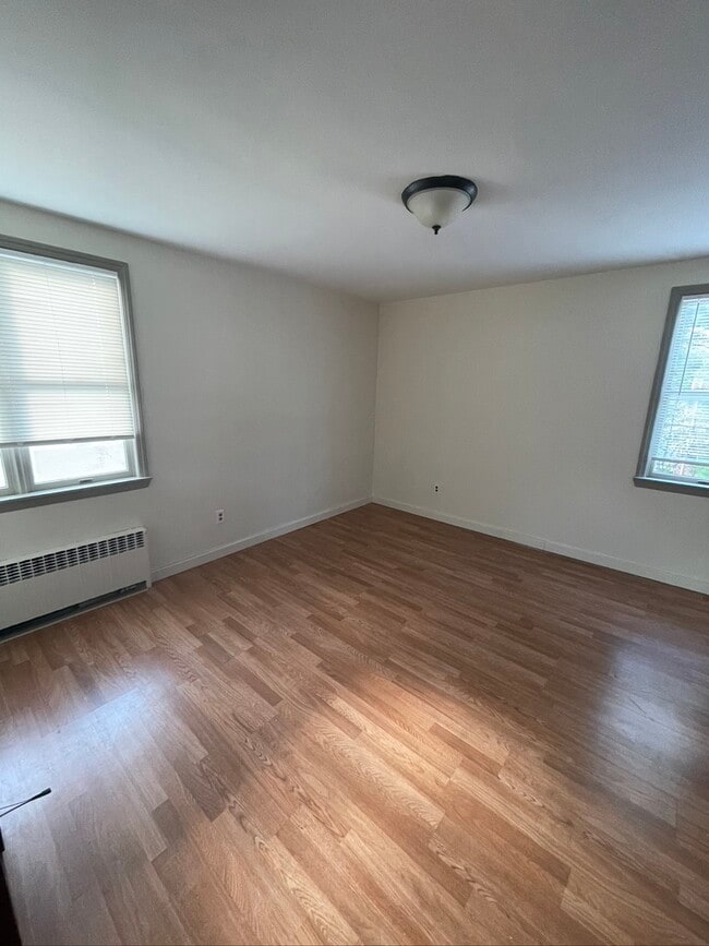 Building Photo - 245 81st St
