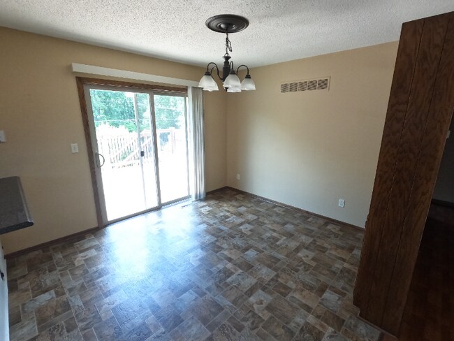 Foto del edificio - 1421 5th Ave SW