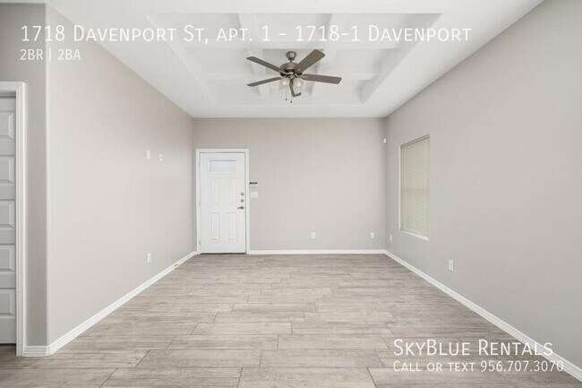 Foto del edificio - 1718 Davenport St