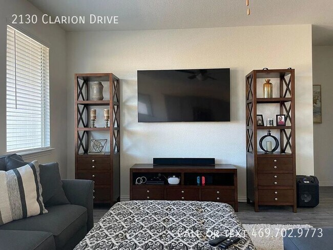 Foto del edificio - Stunning Home In the Master Planned Commun...