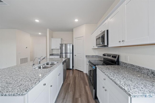 Building Photo - 31278 Williams Lndg St