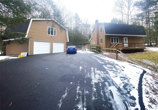 Building Photo - 473 McFadden Rd
