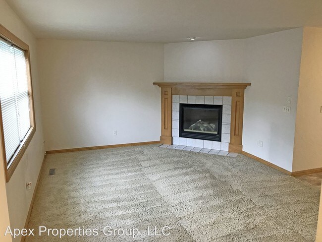 Building Photo - 2139 W Harvest Dr