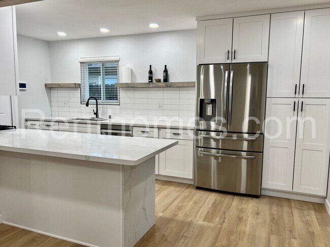 Building Photo - Santee, 8006 Linen Dr, Rmdld, Luxury Vinyl...