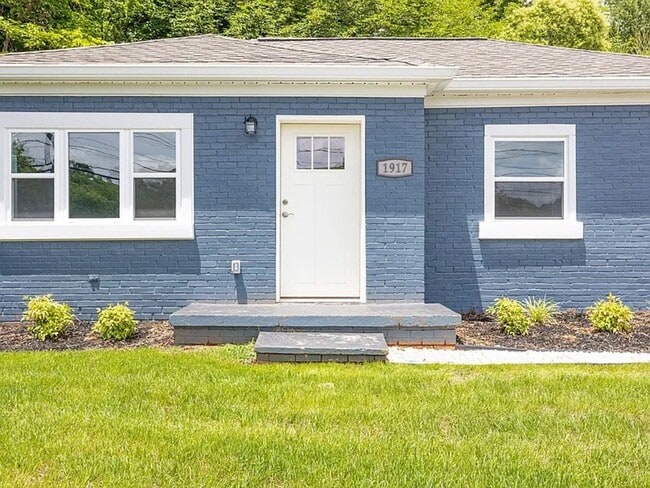 Building Photo - 2 Bedrooms • 2 Full Bathrooms • ~1,254?sq?...