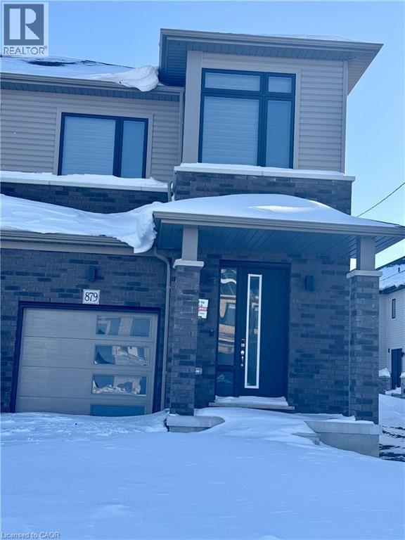 Photo du bâtiment - 879 Douro St