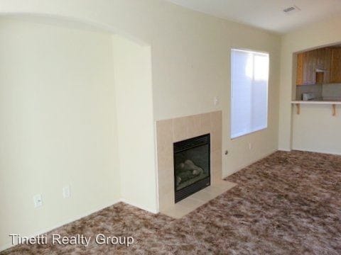 Building Photo - 3 br, 2 bath House - 2456 N. Drake Ave.