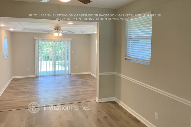 Foto del edificio - 6541 Ector Rd