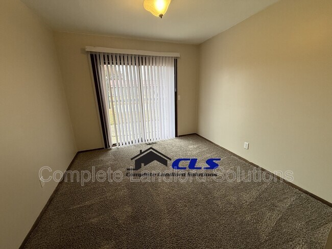 Foto del edificio - 4276 S Kian St