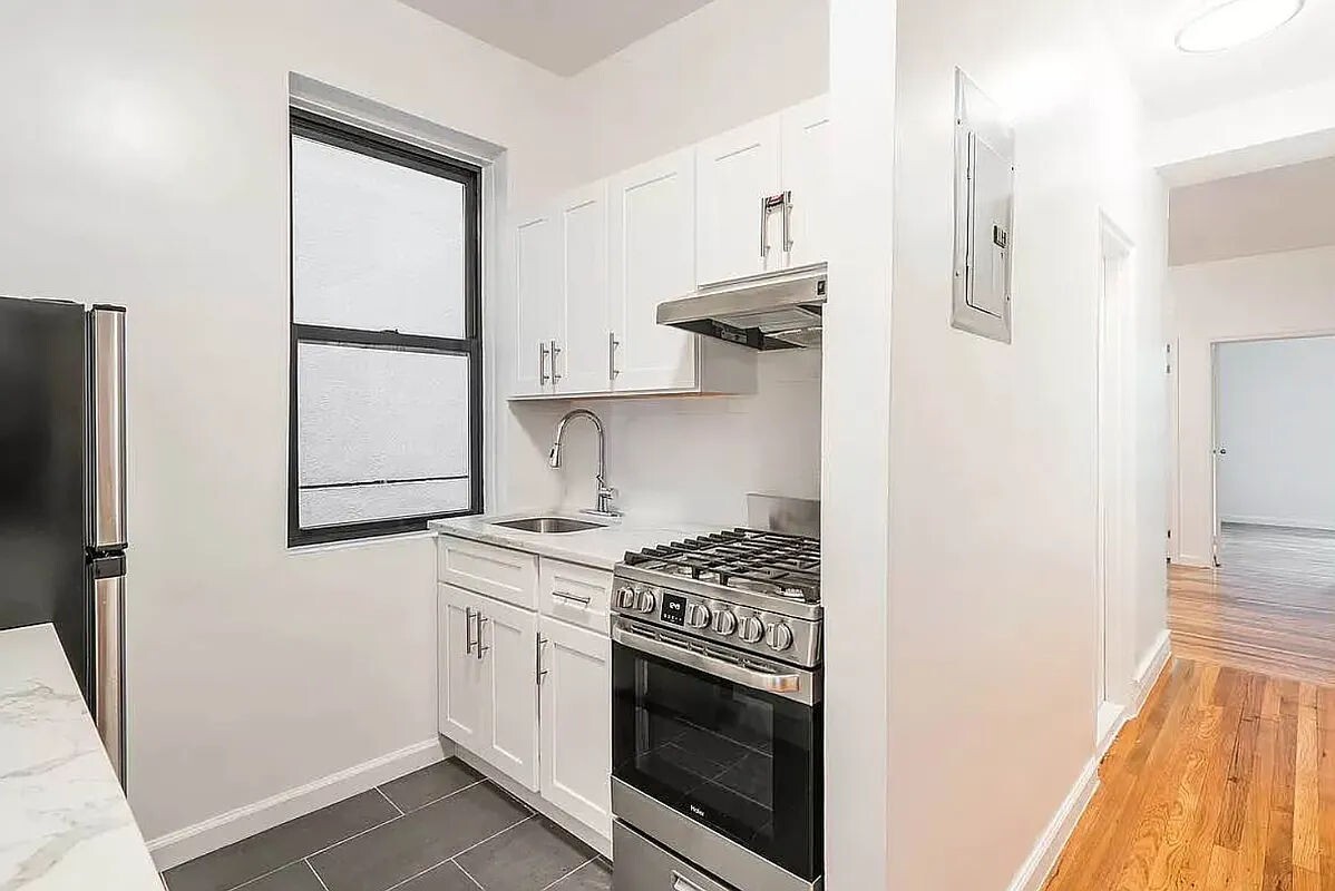 160 Waverly Place - Room for Rent in New York, NY | Apartments.com