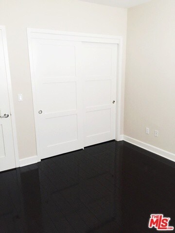 Foto del edificio - 4644 Coldwater Canyon Ave