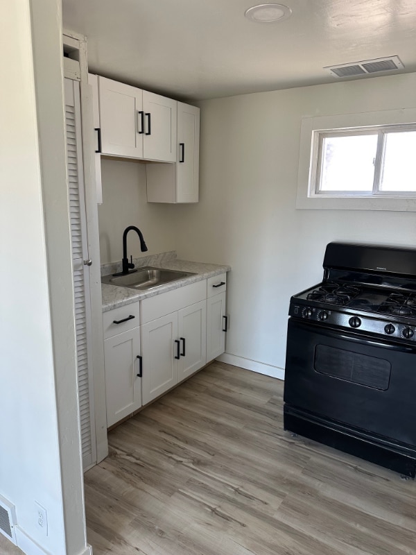 Building Photo - W220N9009 Waukesha V