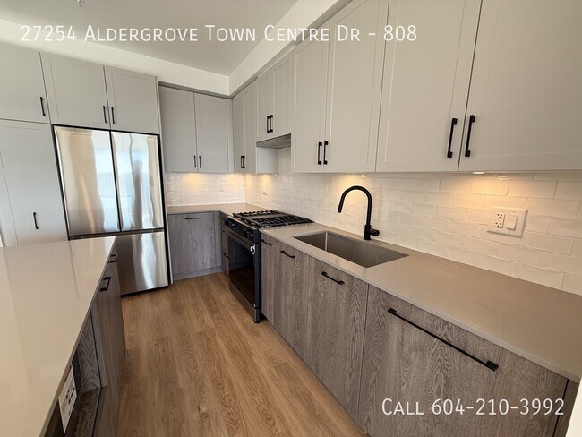 Photo du bâtiment - Brand New Condo at Vanetta